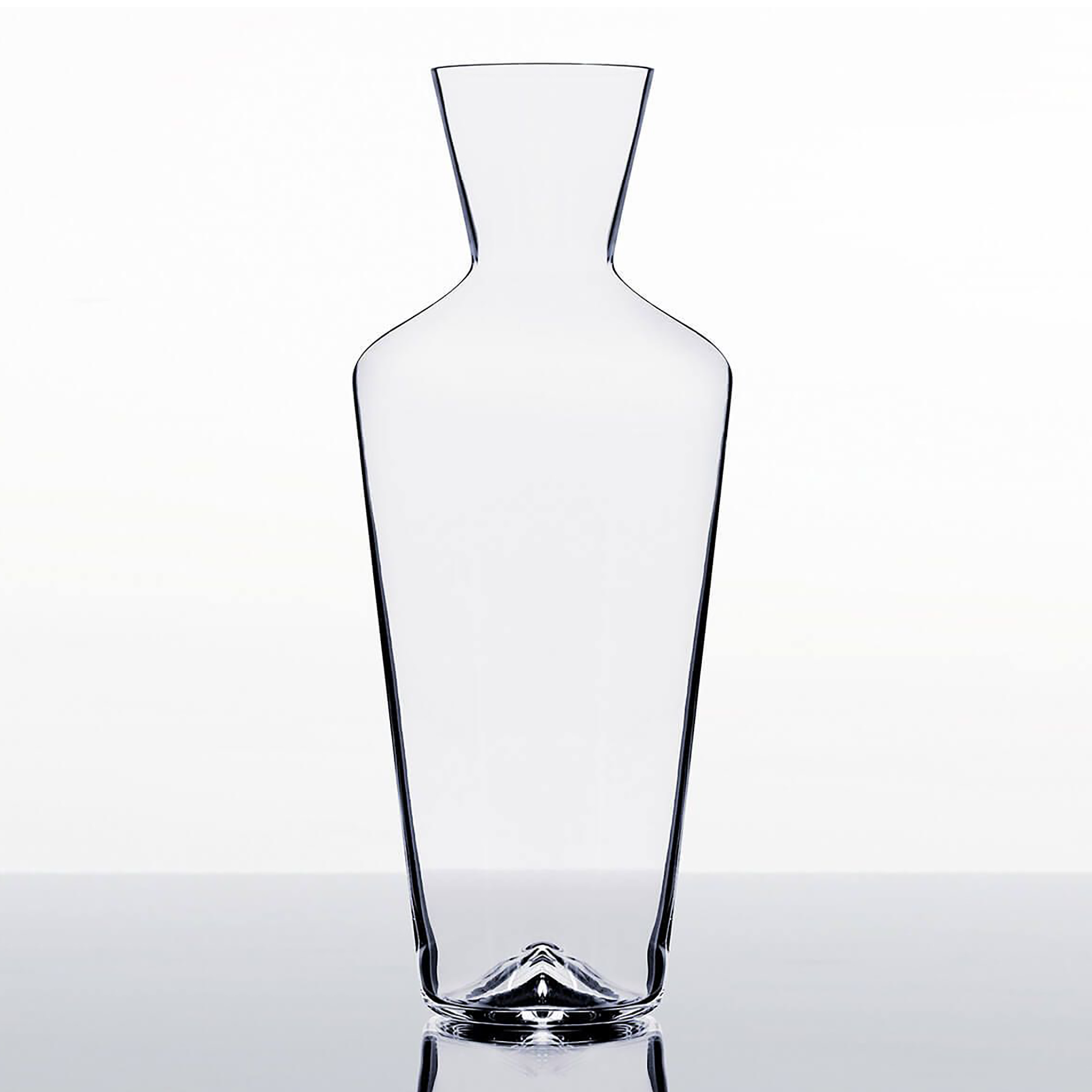 Zalto Carafe No. 150 – On The Tabl