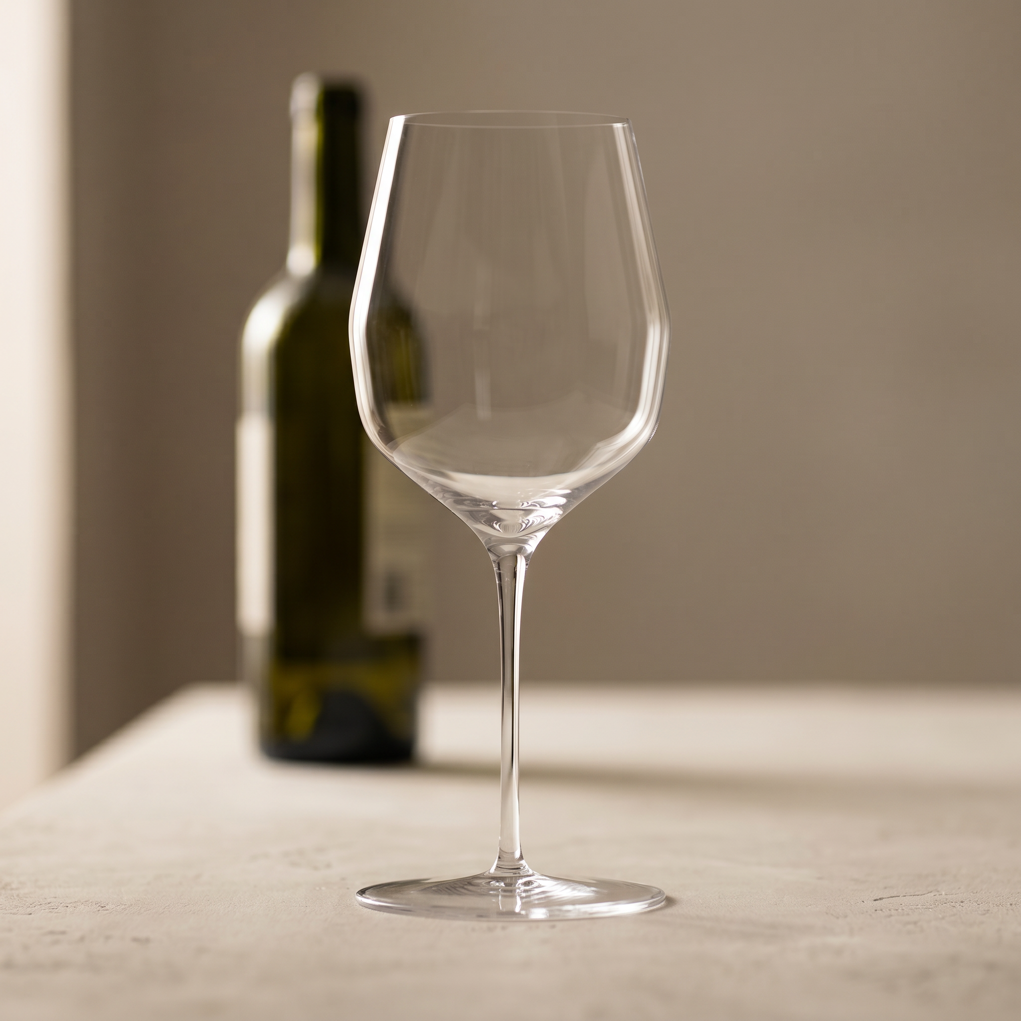 MARKTHOMAS No2110 Double Bend Allround Glass - On The Tabl