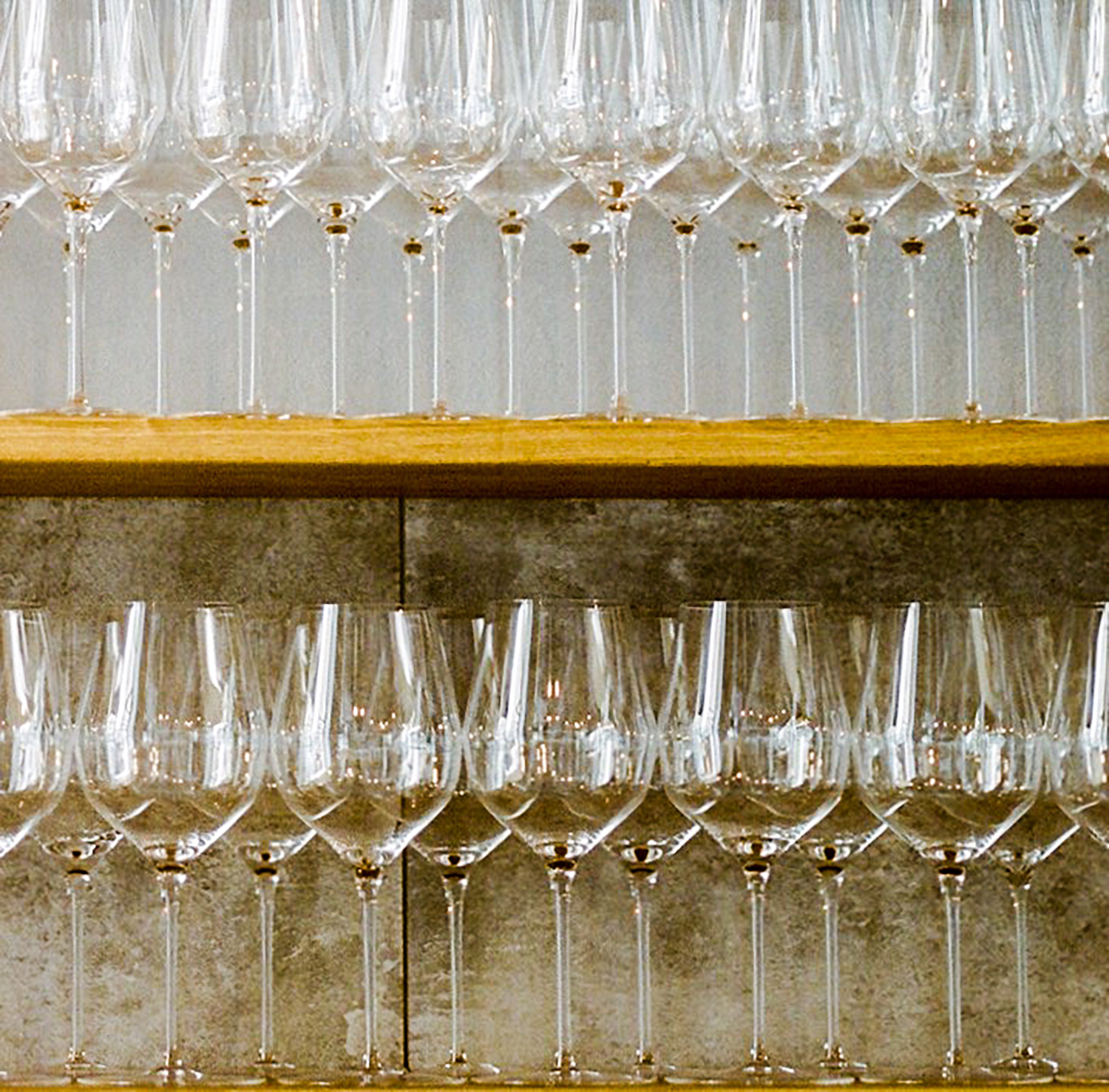 MARKTHOMAS No2100 Double Bend White Wine Glass (2 Pack)